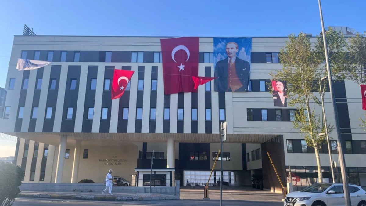 Bakırköy Belediyesi'ne operasyon: 68 gözaltı kararı