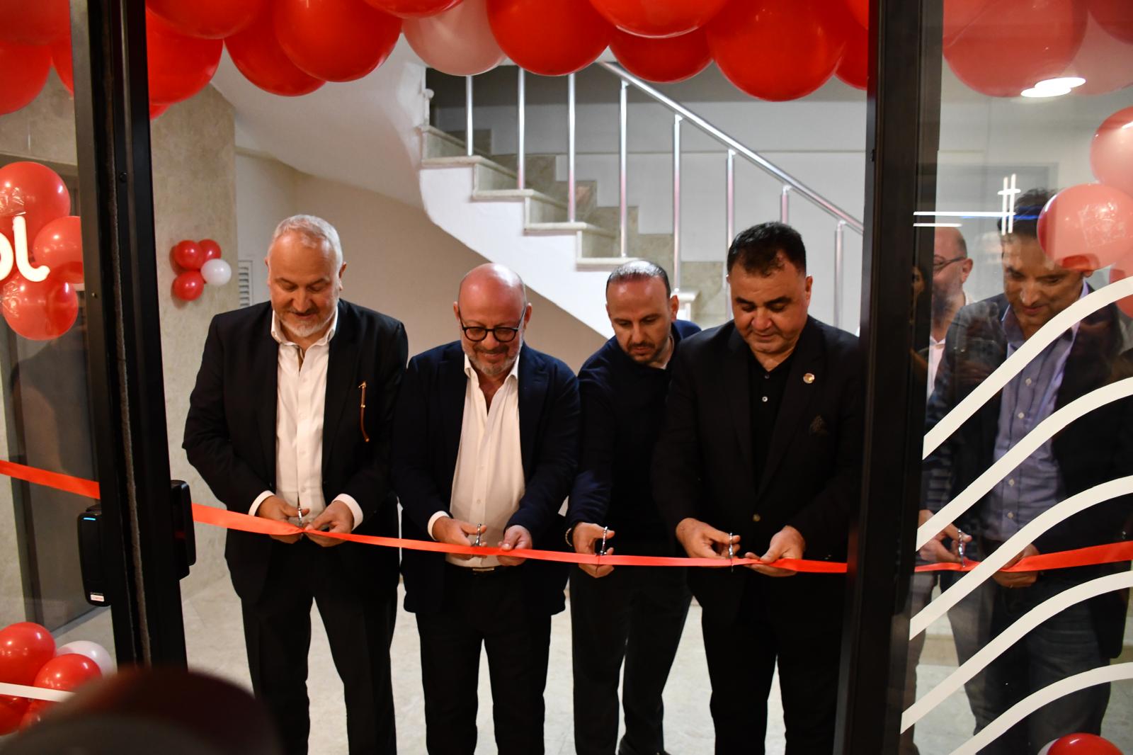 Jolly’nin Antalya Çağrı Merkezi yeni ofisinde hizmet vermeye başladı