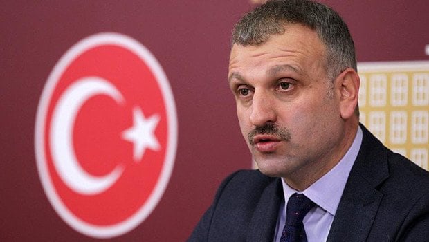 Oktay Saral görevinden istifa etti