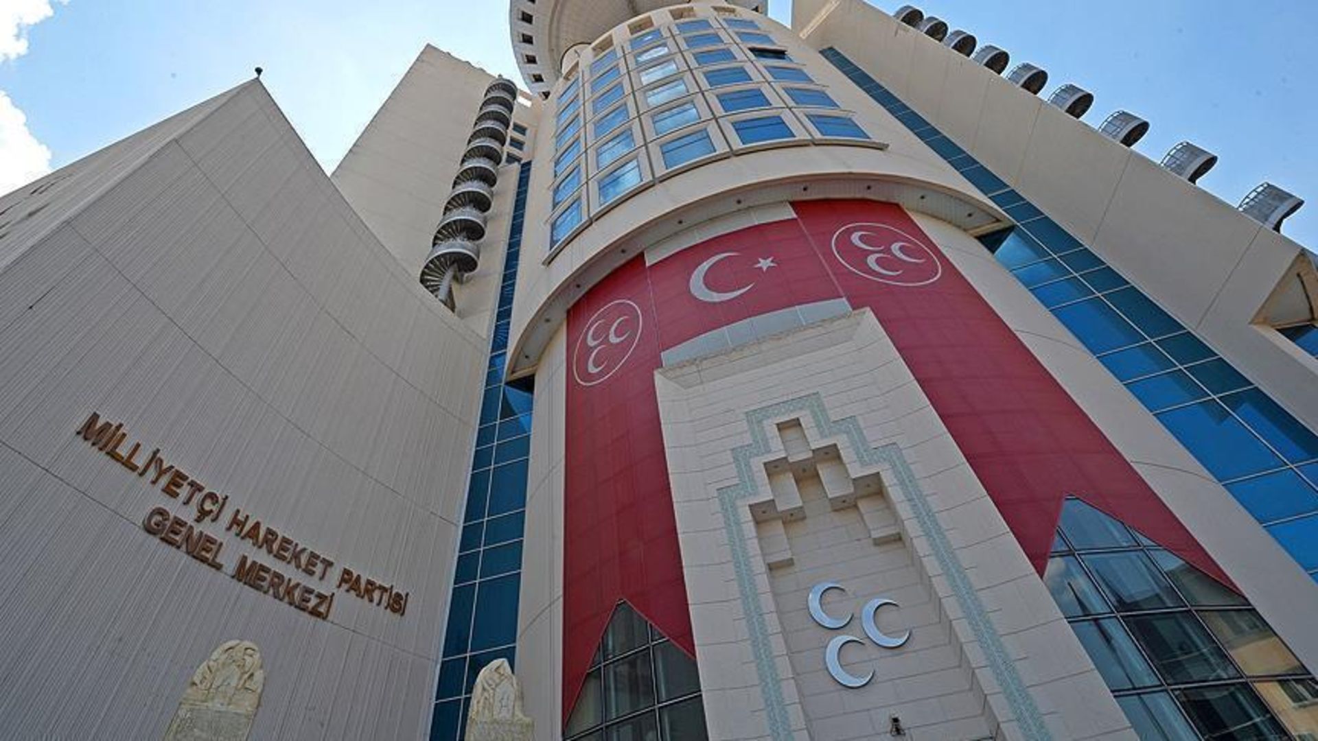 MHP'de kurultay tarihi belli oldu