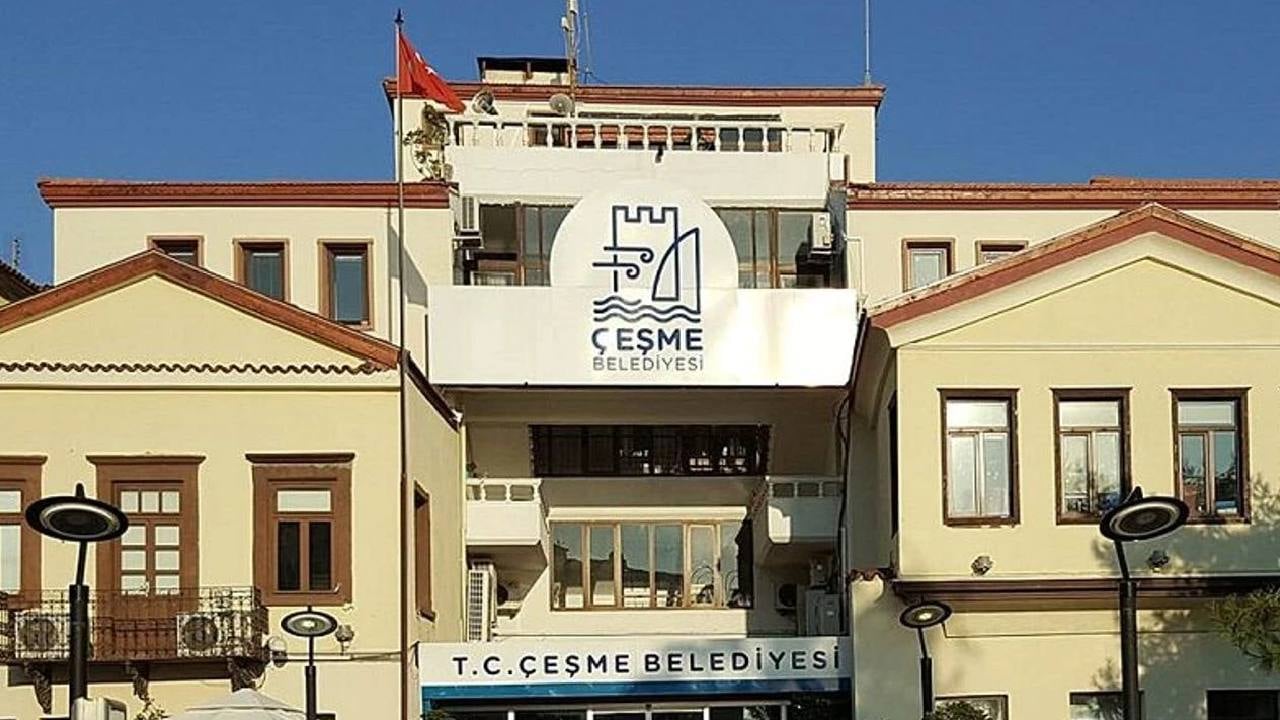 Çeşme Belediyesi’ne operasyon: 10 kişi tutuklandı