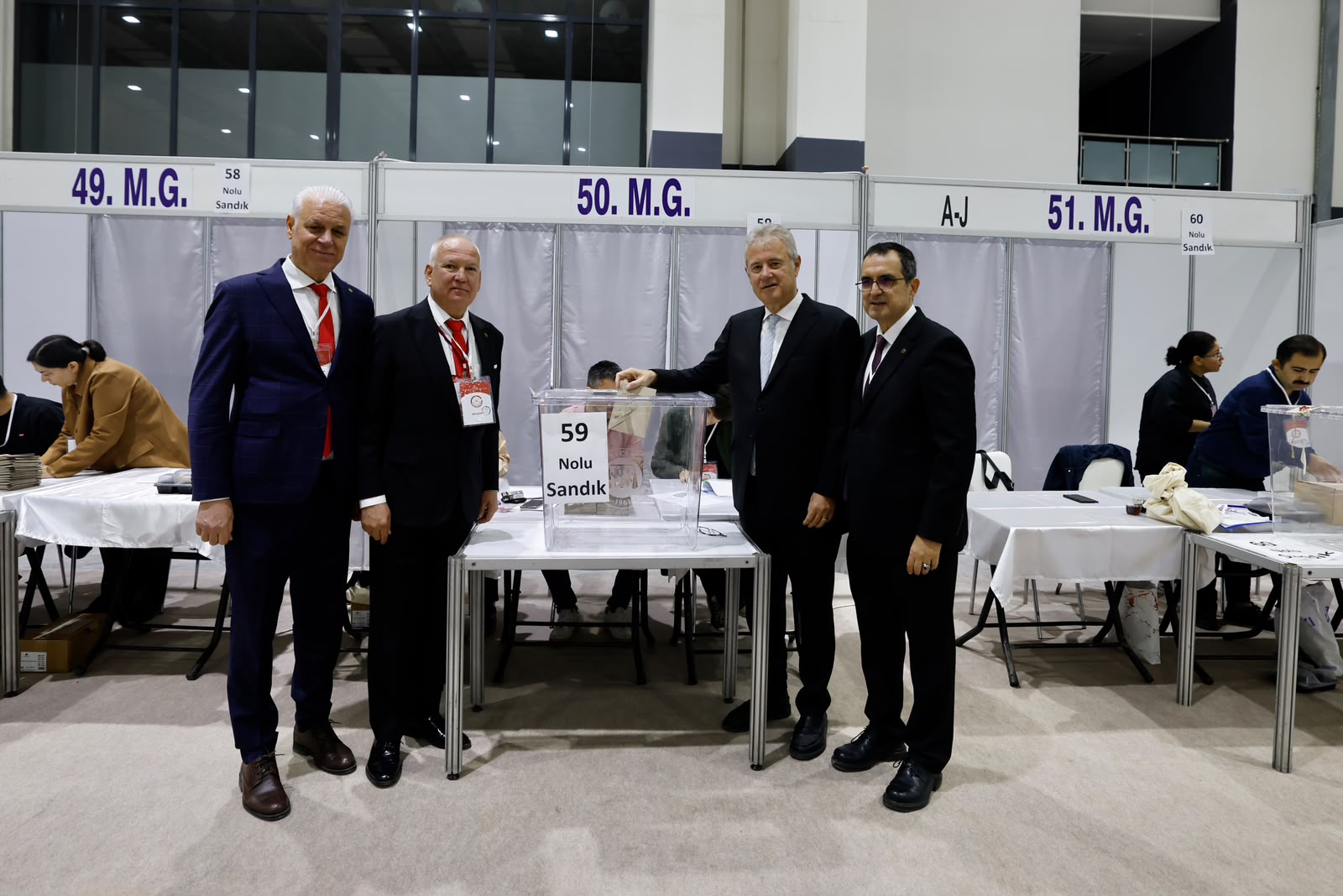 İZTO’da seçim heyecanı sona erdi