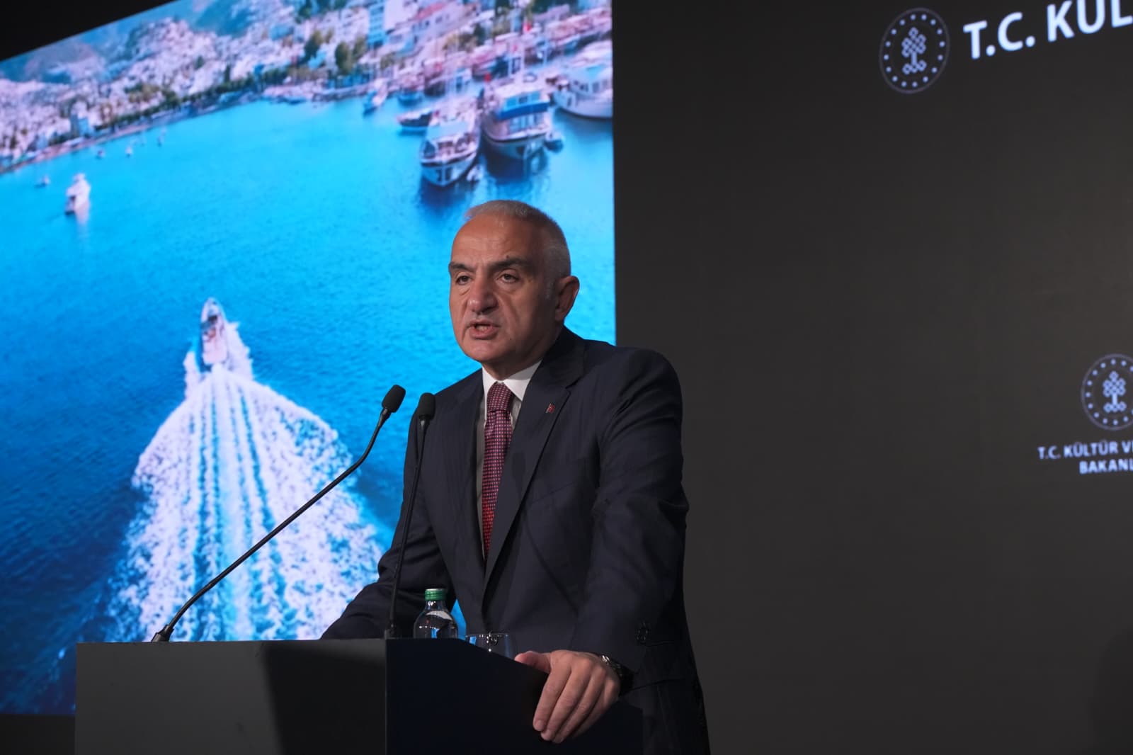 Dokuz aylık turizm geliri 51 milyar 278 milyon dolara ulaştı