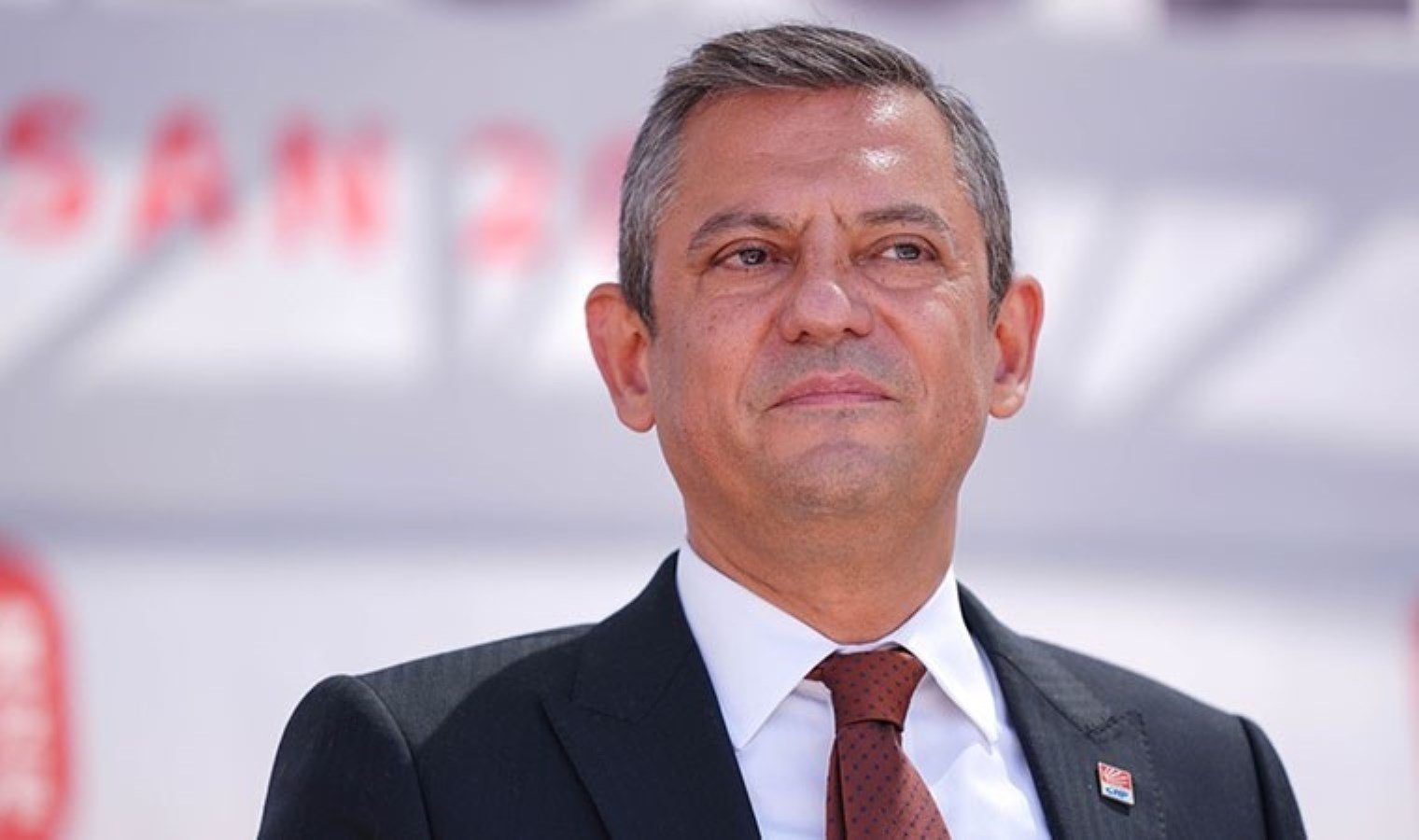 Özgür Özel'den Mansur Yavaş'a tebrik telefonu