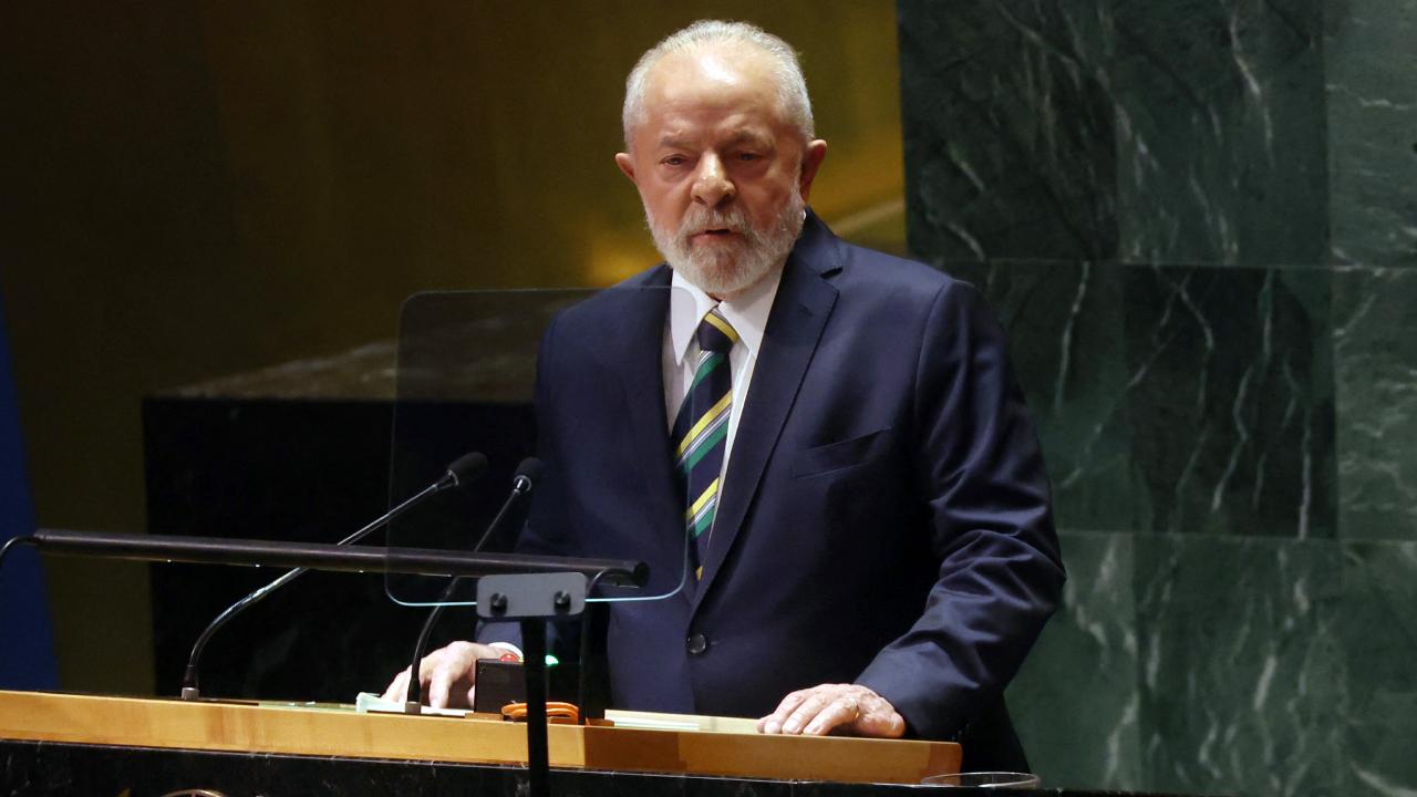 Lula da Silva dördüncü kez başkan seçildi
